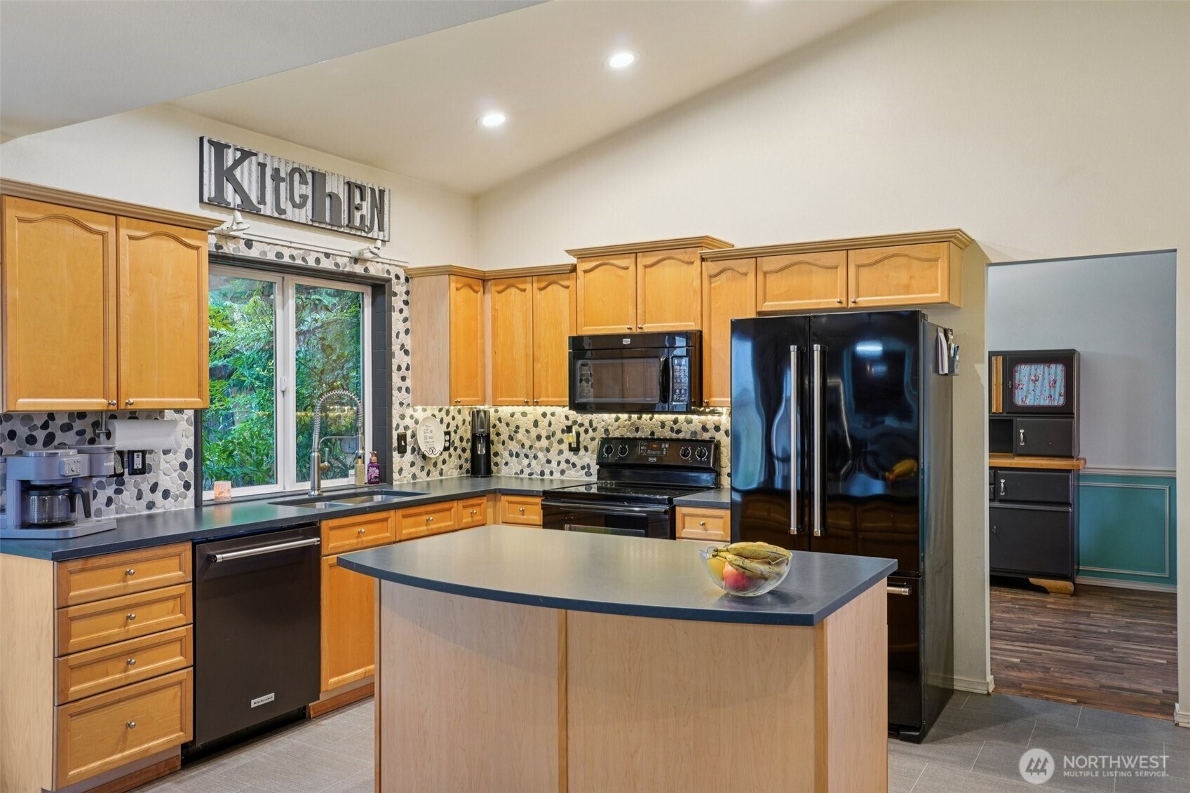 9516 173rd Street Ct E, Puyallup, WA 98375