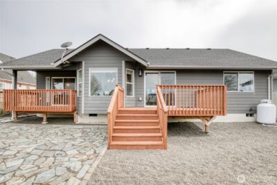 673 Island Circle SE, Ocean Shores, WA 98569 - Photo 6