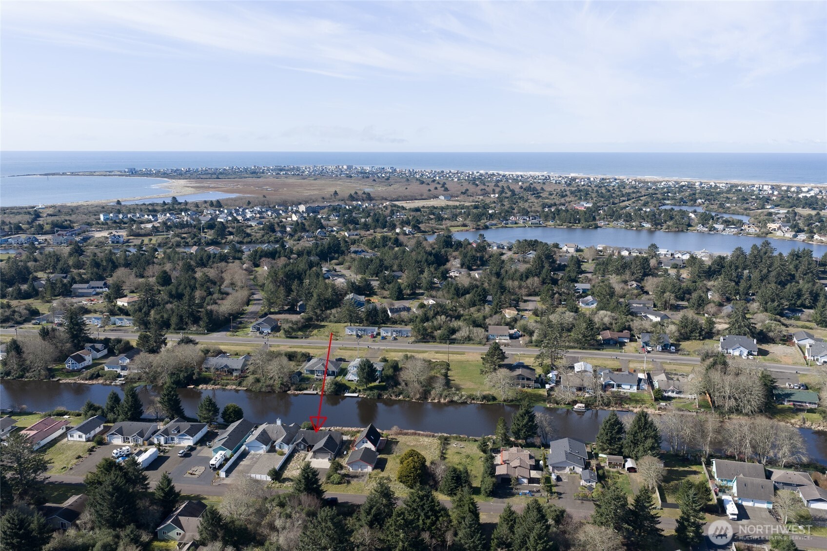 673 Island Circle SE, Ocean Shores, WA 98569