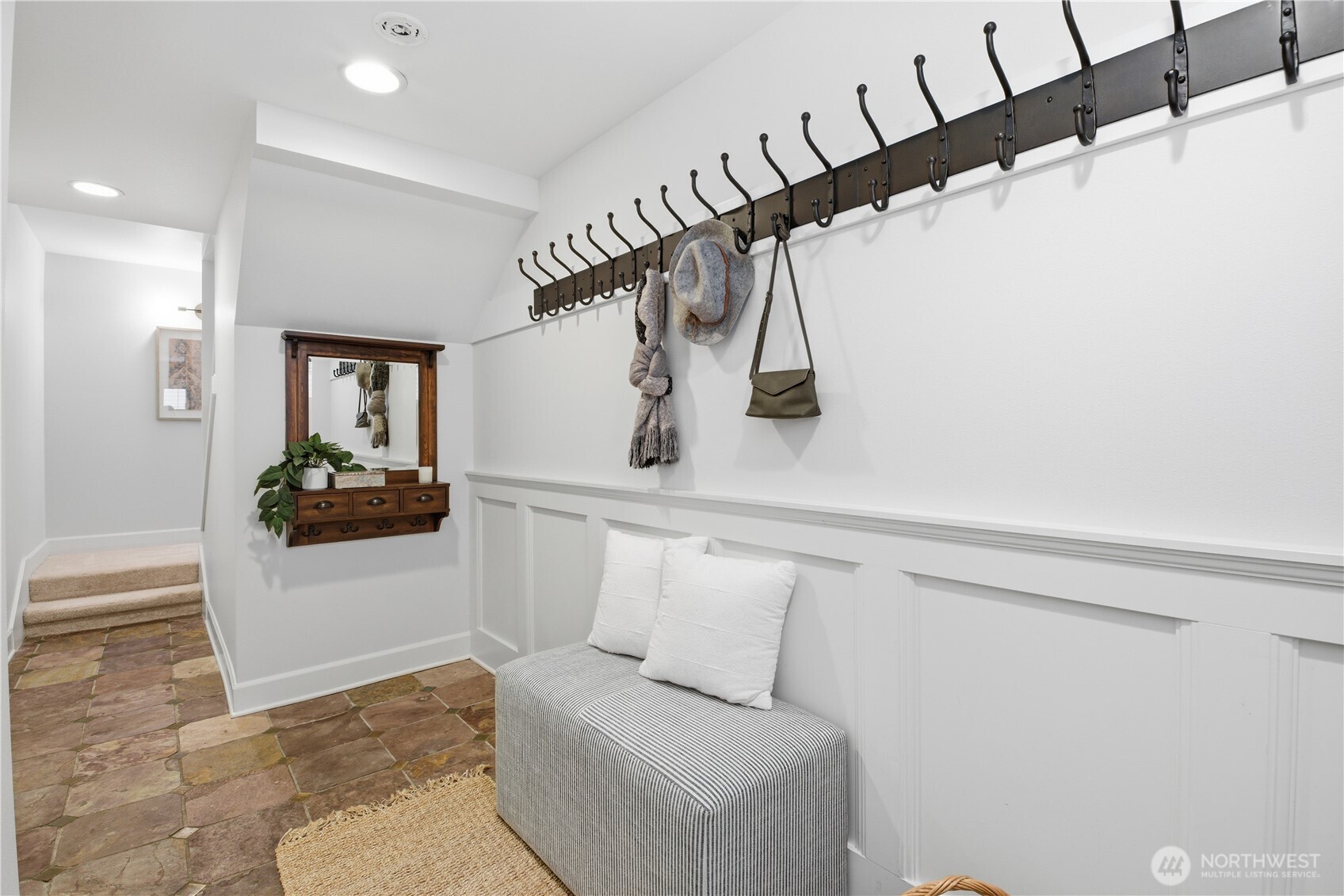 3020 14th Avenue W #B, Seattle, WA 98119