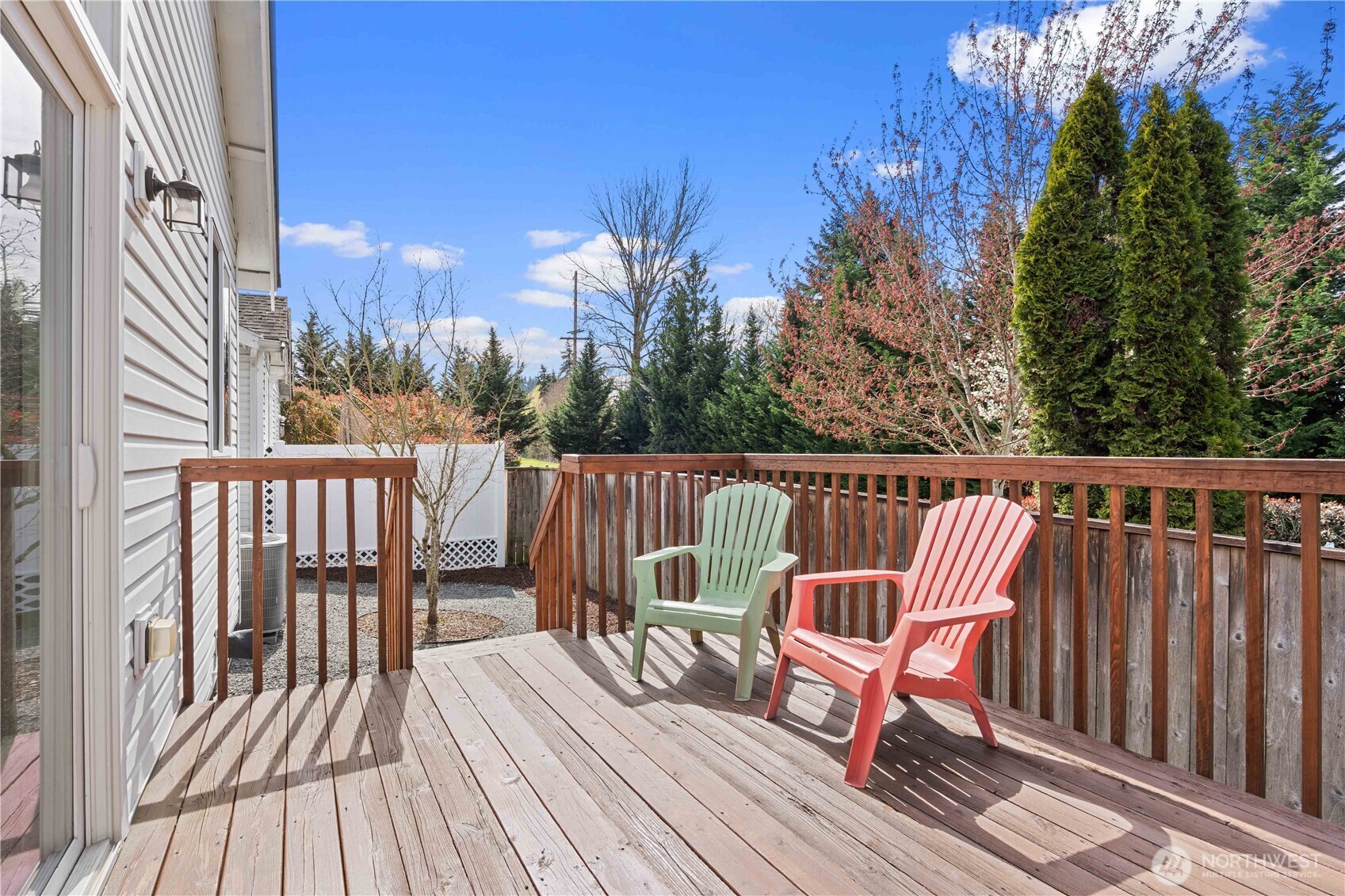 814 10th Street SE, Puyallup, WA 98372