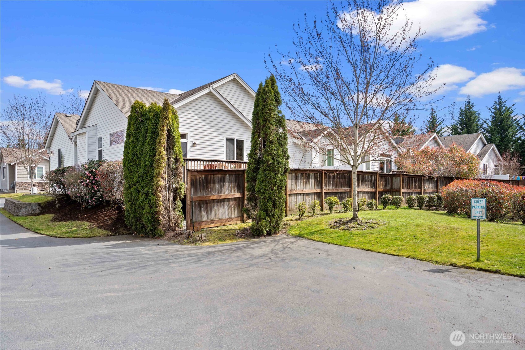 814 10th Street SE, Puyallup, WA 98372