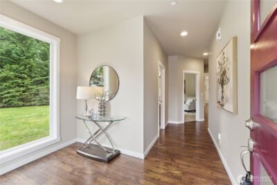 16005 74th Avenue NE, Kenmore, WA 98028-4224 - Photo 2