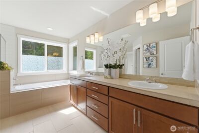 16005 74th Avenue NE, Kenmore, WA 98028-4224 - Photo 22