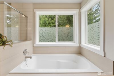 16005 74th Avenue NE, Kenmore, WA 98028-4224 - Photo 23