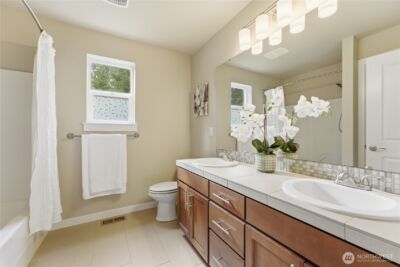 16005 74th Avenue NE, Kenmore, WA 98028-4224 - Photo 26