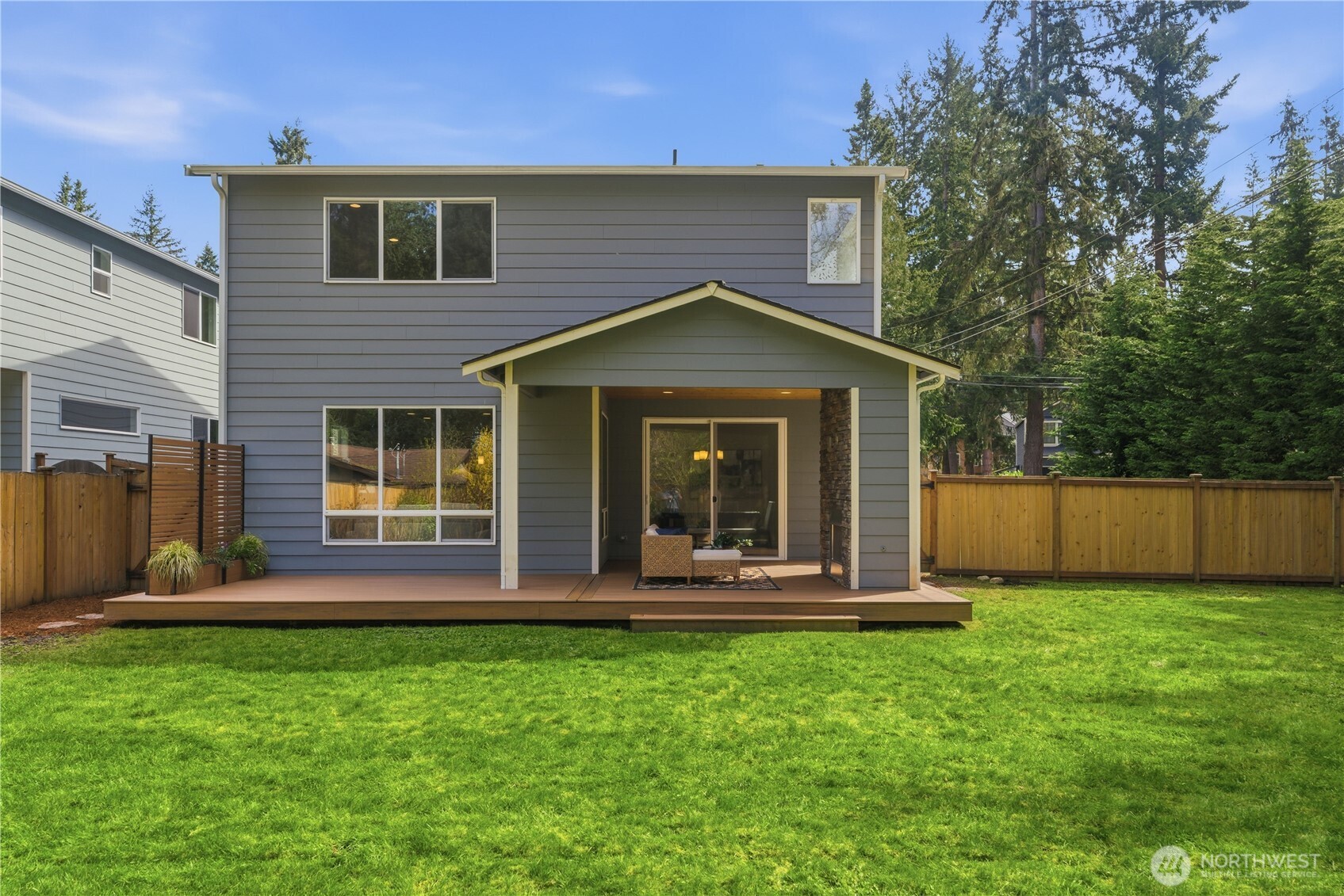 16005 74th Avenue NE, Kenmore, WA 98028-4224