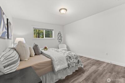 5920 S 118th St , Seattle, WA 98178 - Photo 14