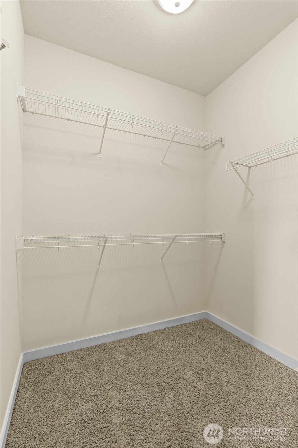 2002 63rd Avenue NE, Tacoma, WA 98422