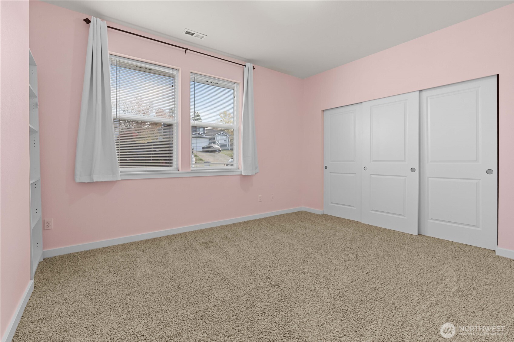 2002 63rd Avenue NE, Tacoma, WA 98422