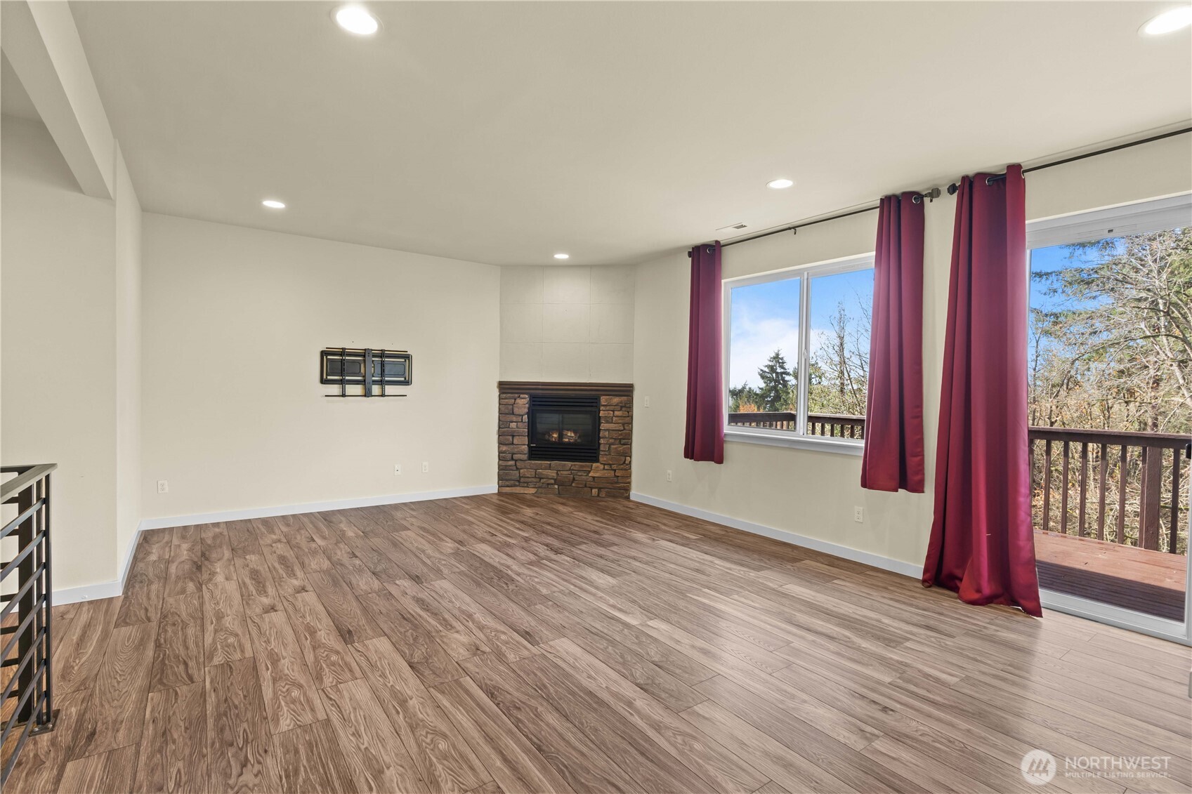 2002 63rd Avenue NE, Tacoma, WA 98422