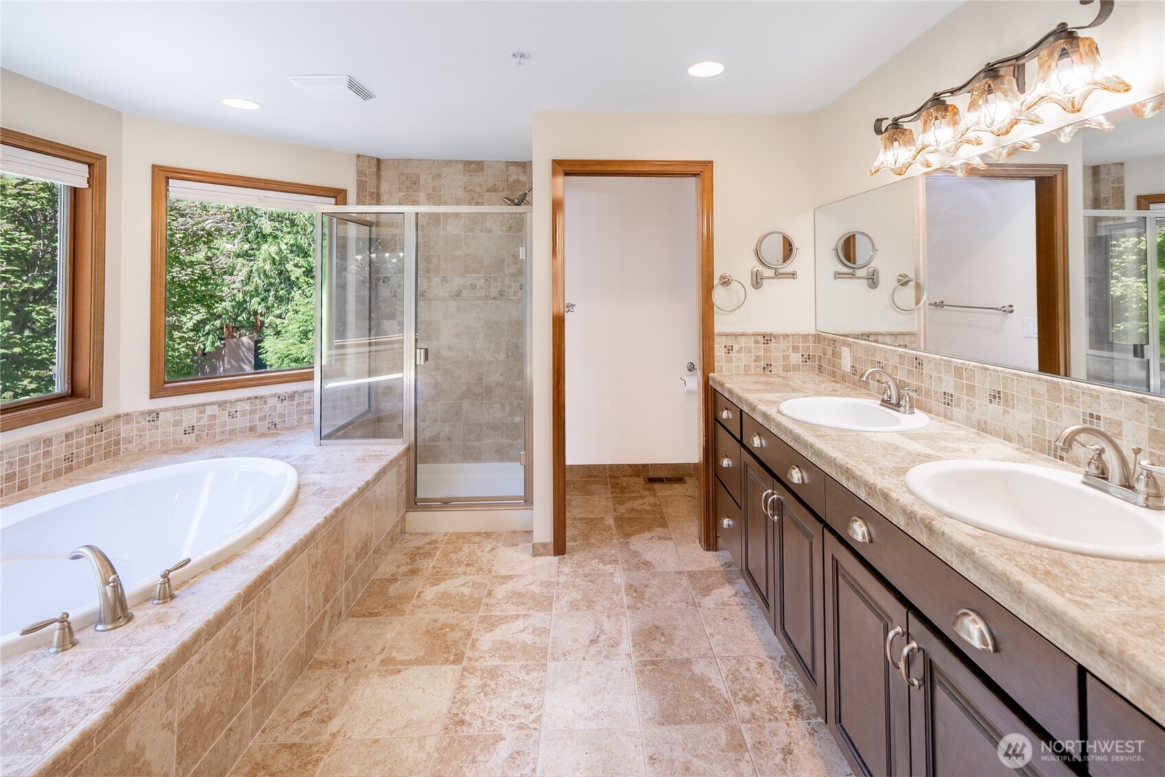 18109 236th Avenue NE, Woodinville, WA 98077