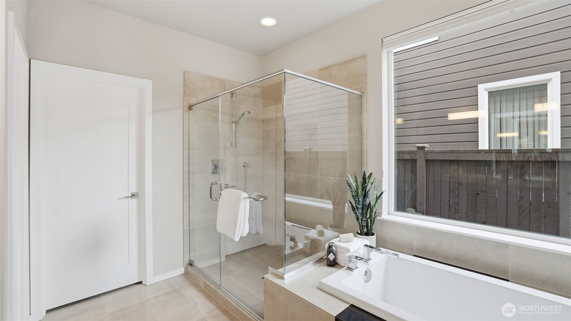 23623 SE 248th Place , Maple Valley, WA 98038