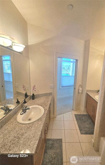 3217 Eastlake Avenue E #303, Seattle, WA 98102 - Photo 14