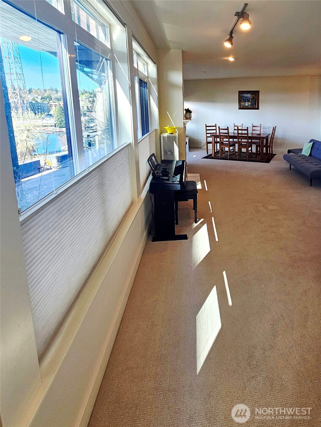 3217 Eastlake Avenue E #303, Seattle, WA 98102