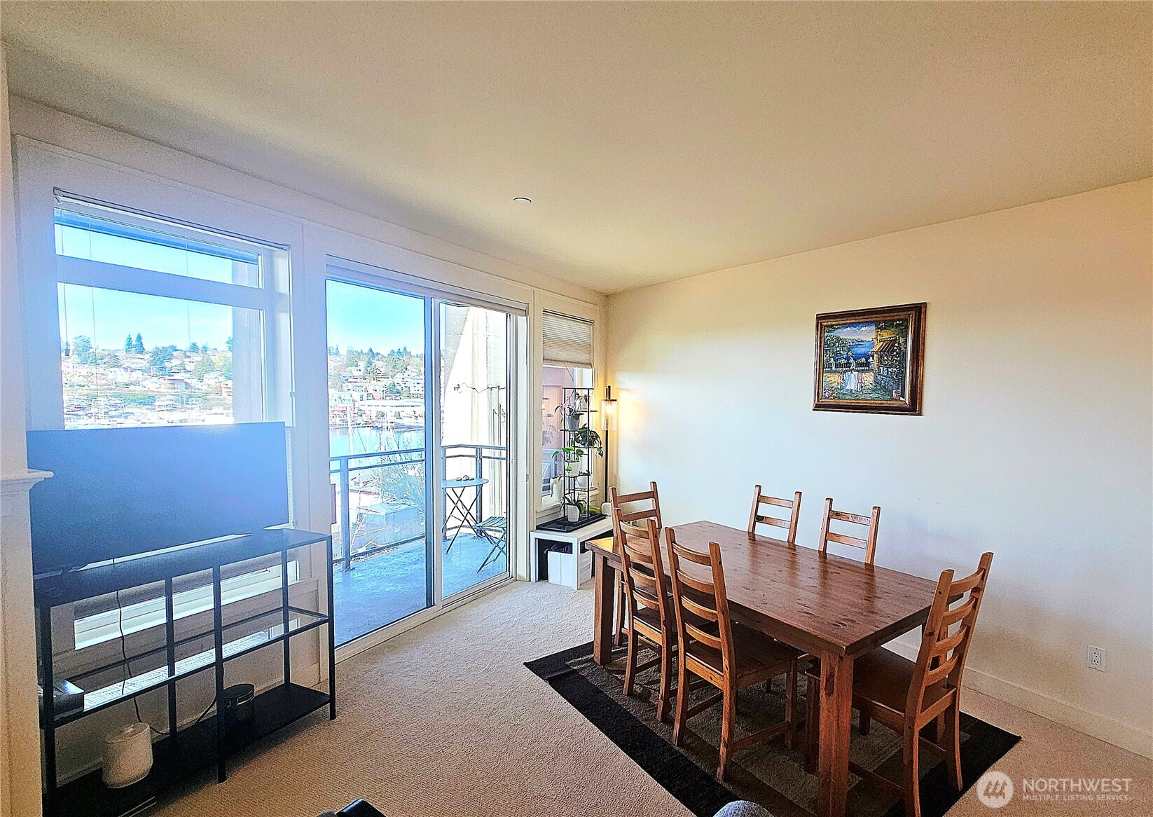 3217 Eastlake Avenue E #303, Seattle, WA 98102