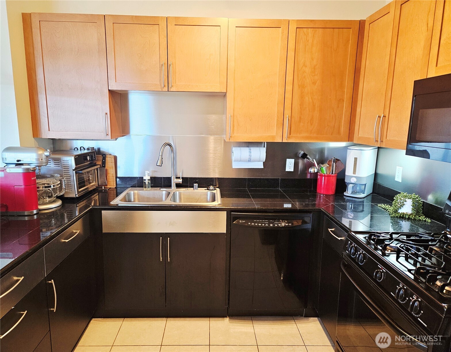 3217 Eastlake Avenue E #303, Seattle, WA 98102