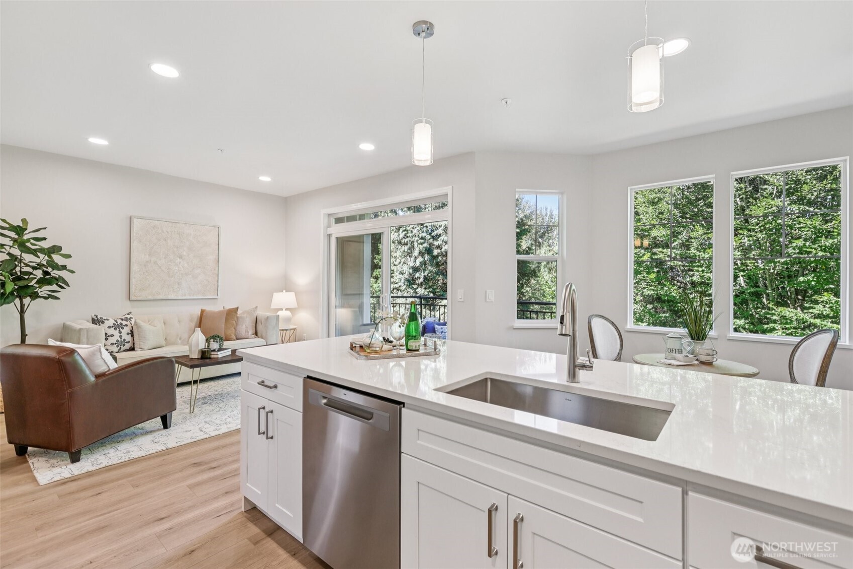 2840 139th Avenue SE #15, Bellevue, WA 98005