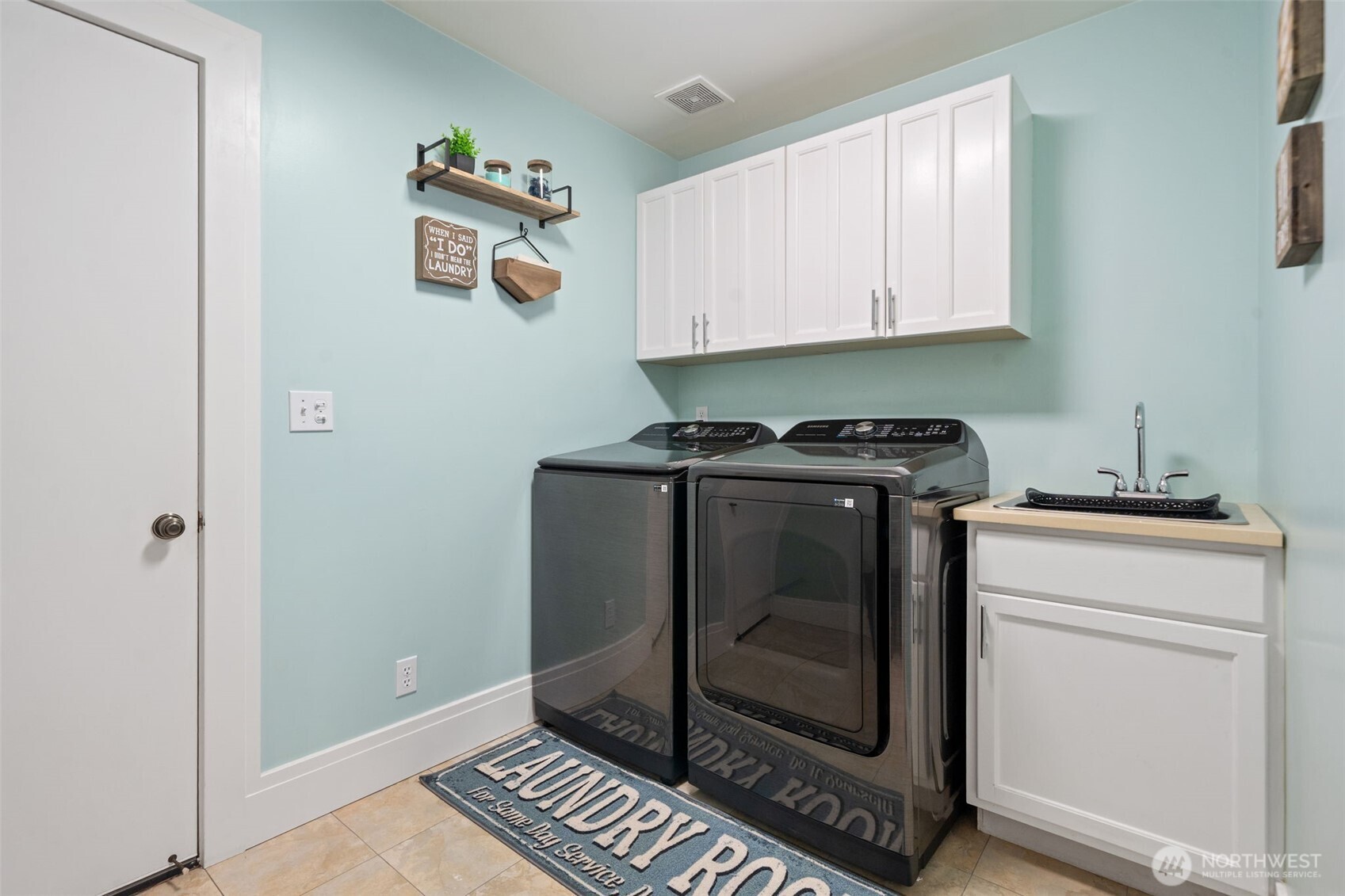 27201 State Highway 3 NE, Poulsbo, WA 98370