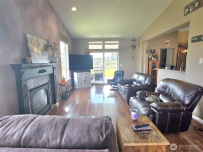 8905 Canal Road SE, Yelm, WA 98597 - Photo 12