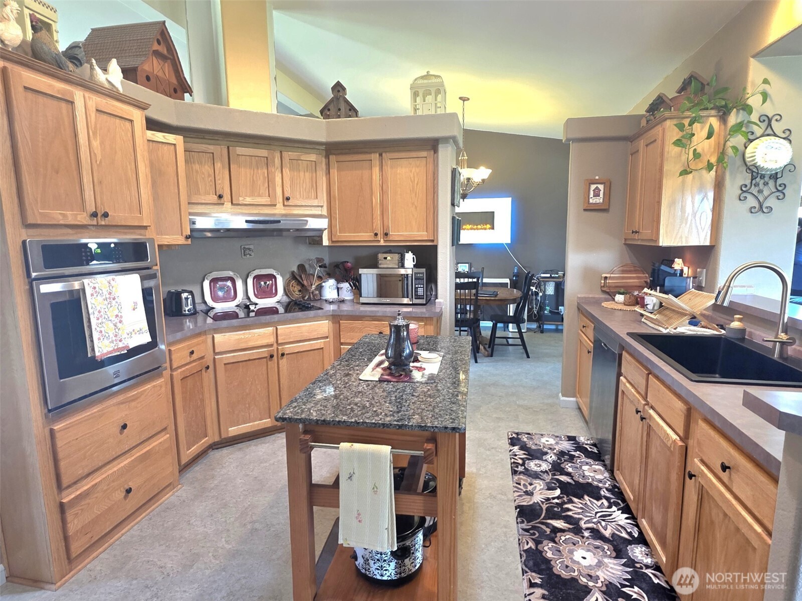 8905 Canal Road SE, Yelm, WA 98597