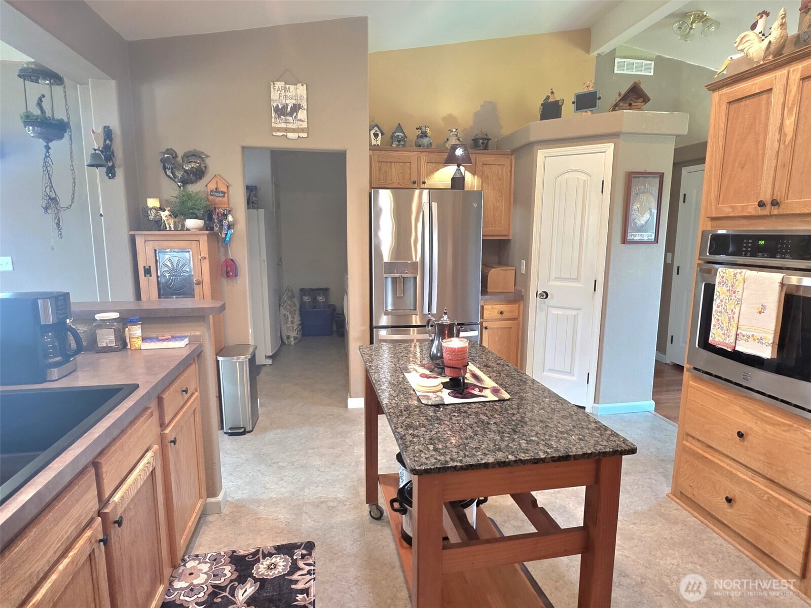 8905 Canal Road SE, Yelm, WA 98597