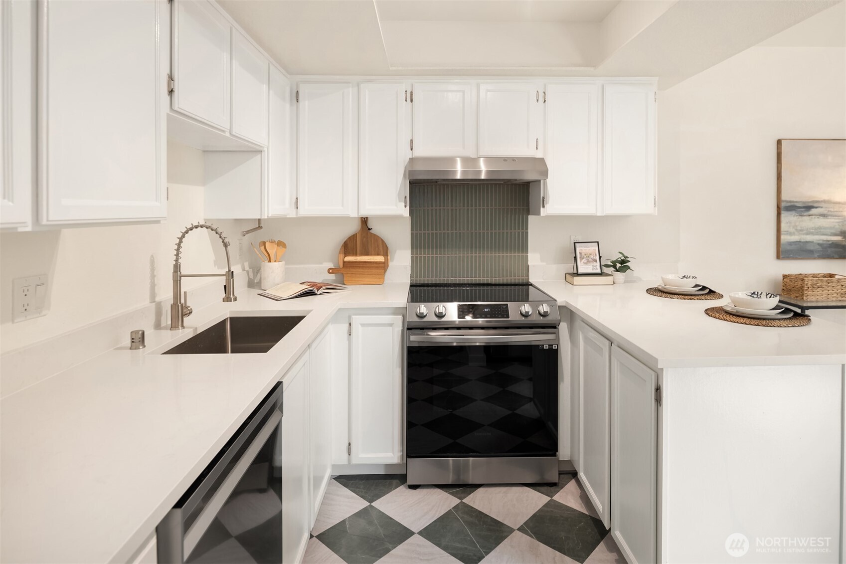 18003 108th Avenue NE #B2, Bothell, WA 98011