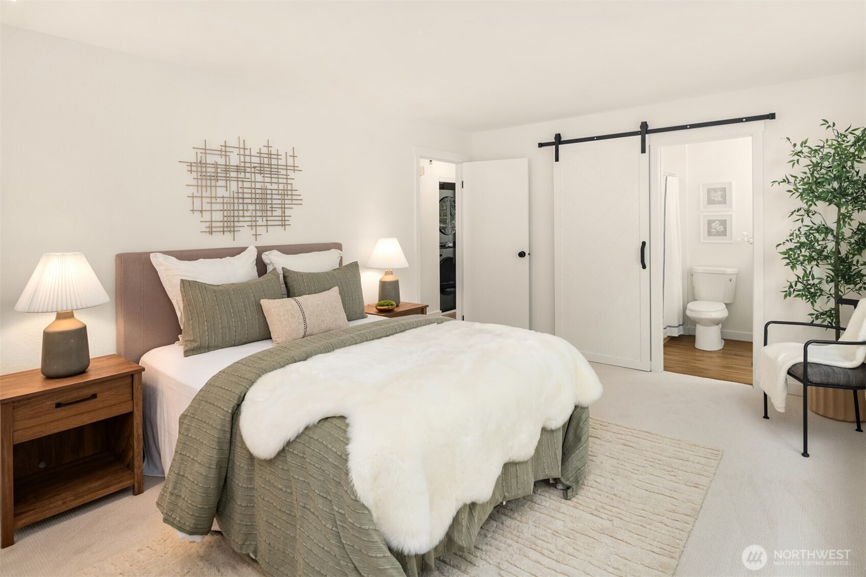 18003 108th Avenue NE #B2, Bothell, WA 98011