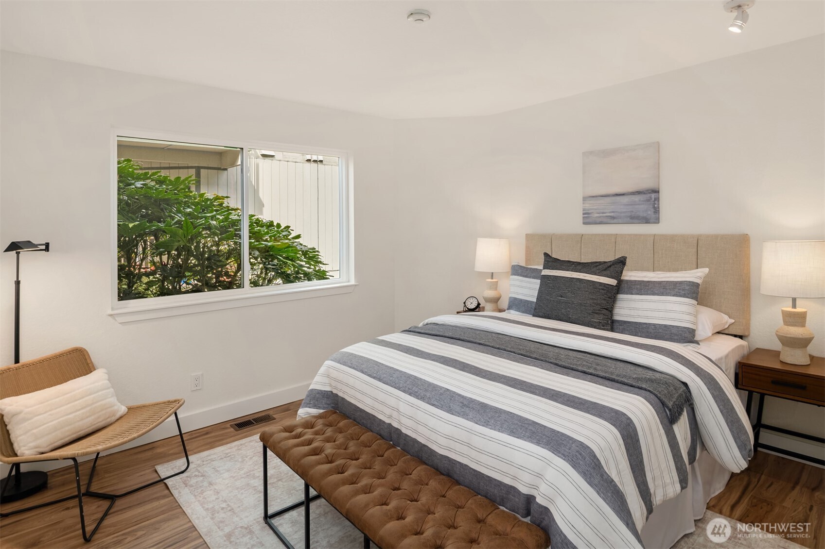 18003 108th Avenue NE #B2, Bothell, WA 98011