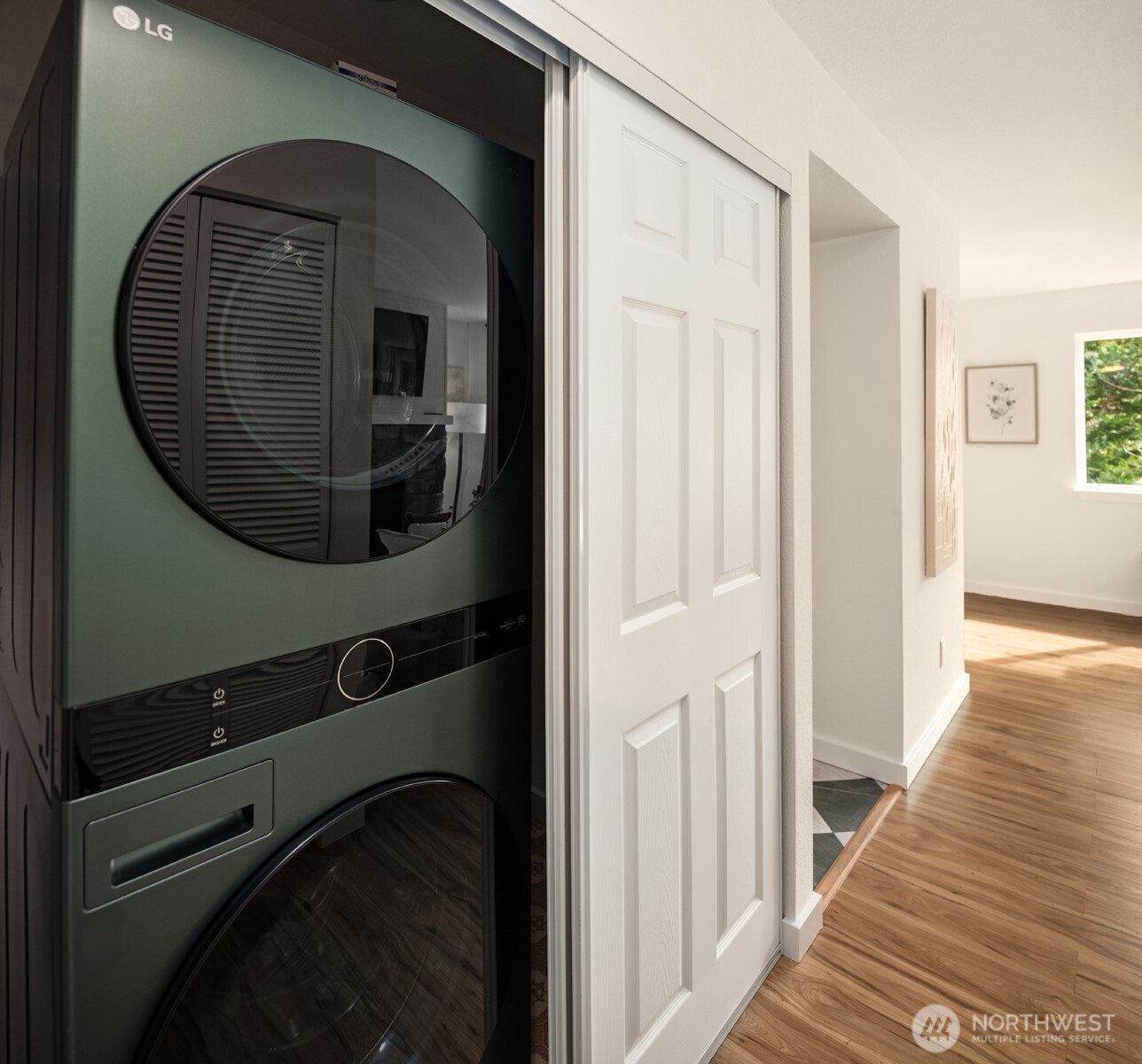 18003 108th Avenue NE #B2, Bothell, WA 98011