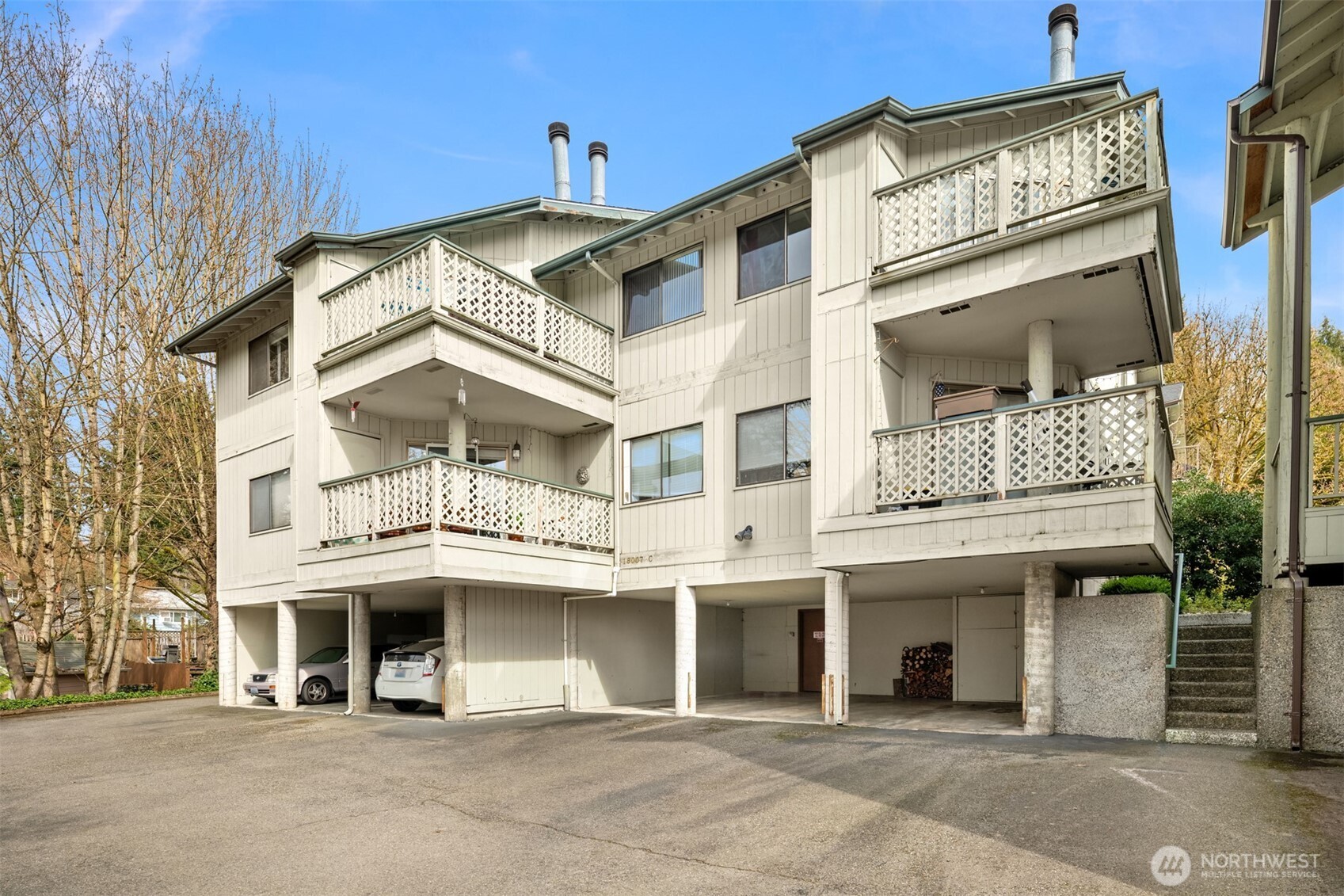 18003 108th Avenue NE #B2, Bothell, WA 98011