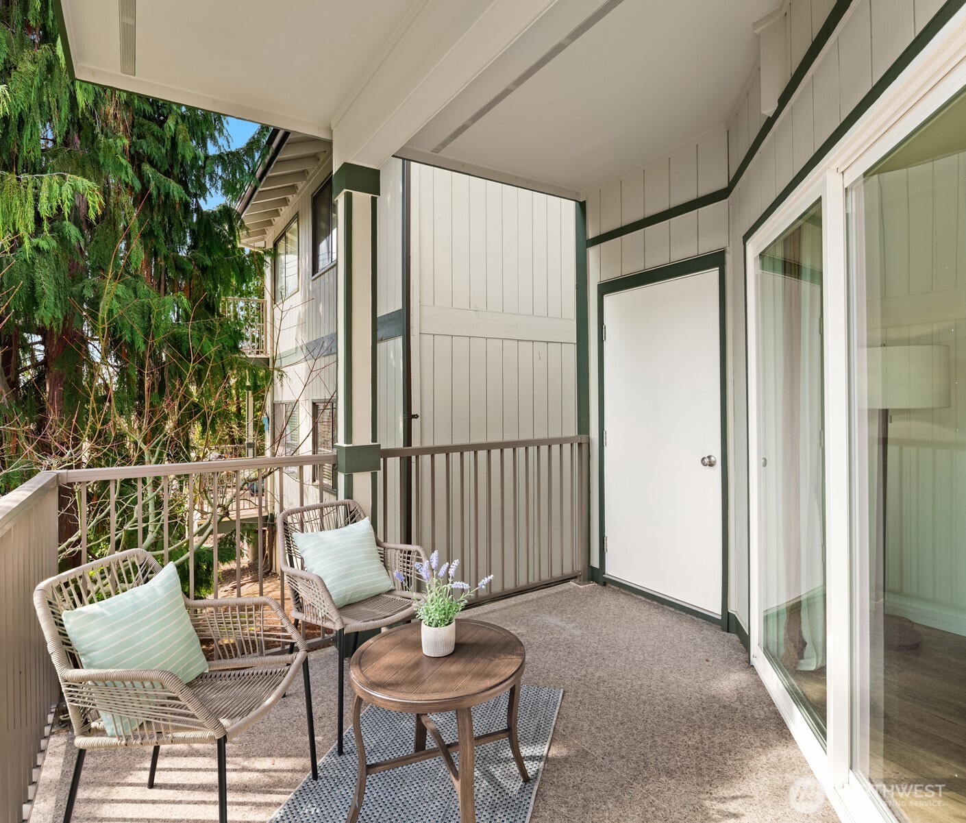 18003 108th Avenue NE #B2, Bothell, WA 98011