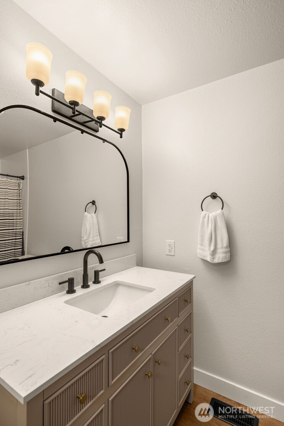 11607 Woods Lake Road , Monroe, WA 98272