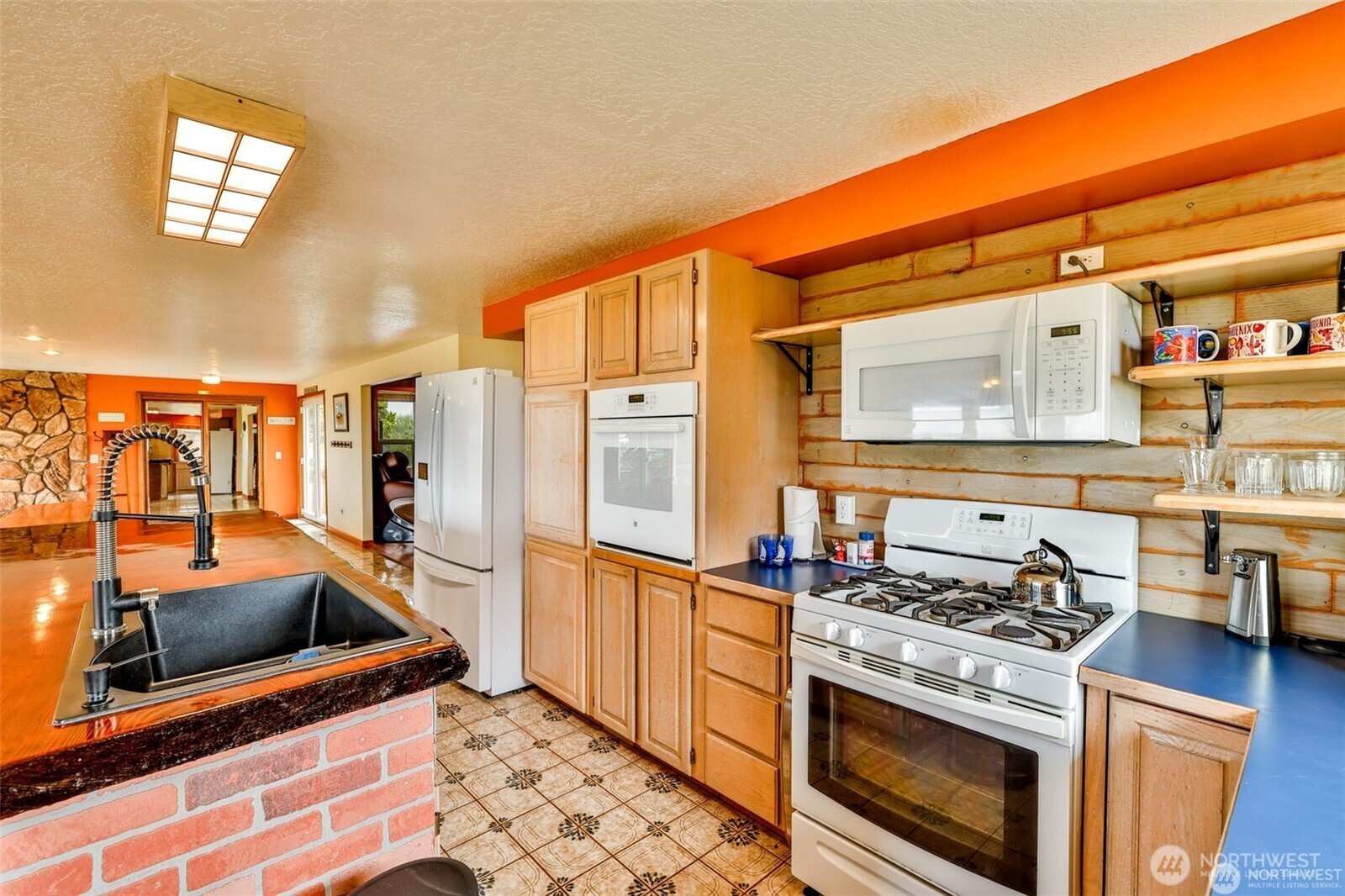 401 Wind Sand Lane W, Grayland, WA 98547