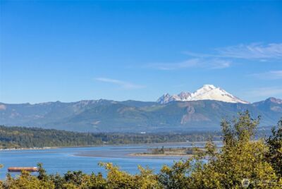 4911 Harbor Lane , Everett, WA 98203