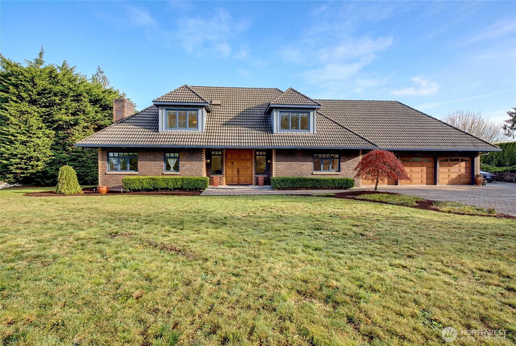 4911 Harbor Lane , Everett, WA 98203