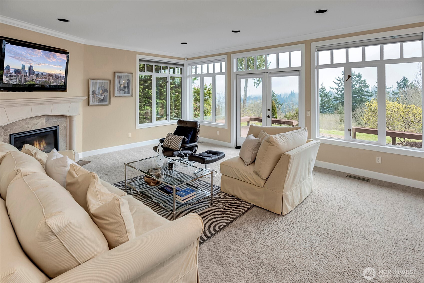 4911 Harbor Lane , Everett, WA 98203