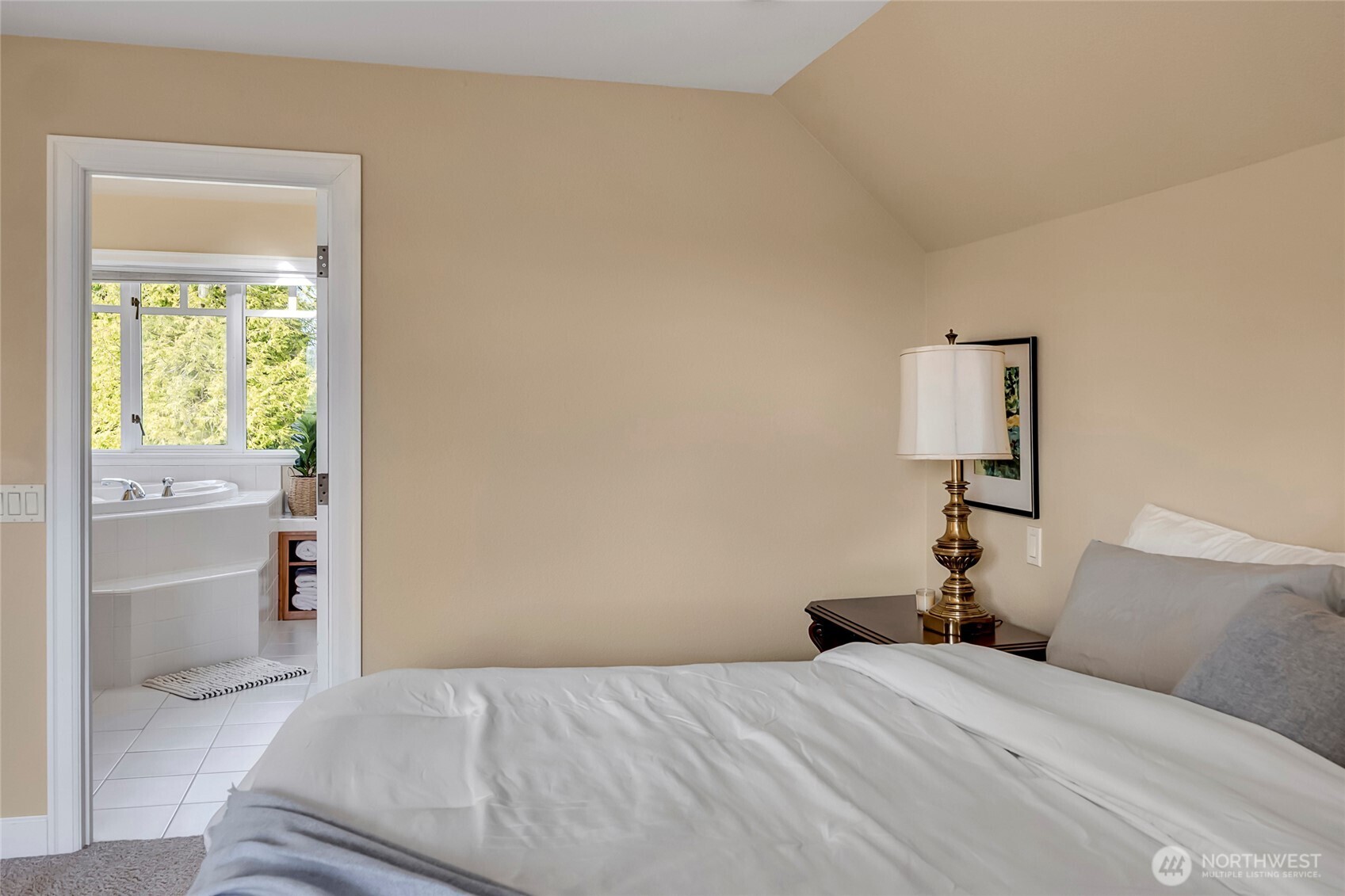 4911 Harbor Lane , Everett, WA 98203