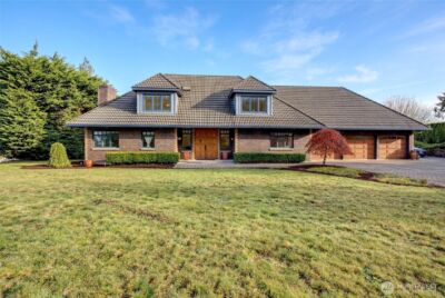 4911 Harbor Lane , Everett, WA 98203 - Photo 2