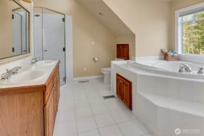 4911 Harbor Lane , Everett, WA 98203 - Photo 21