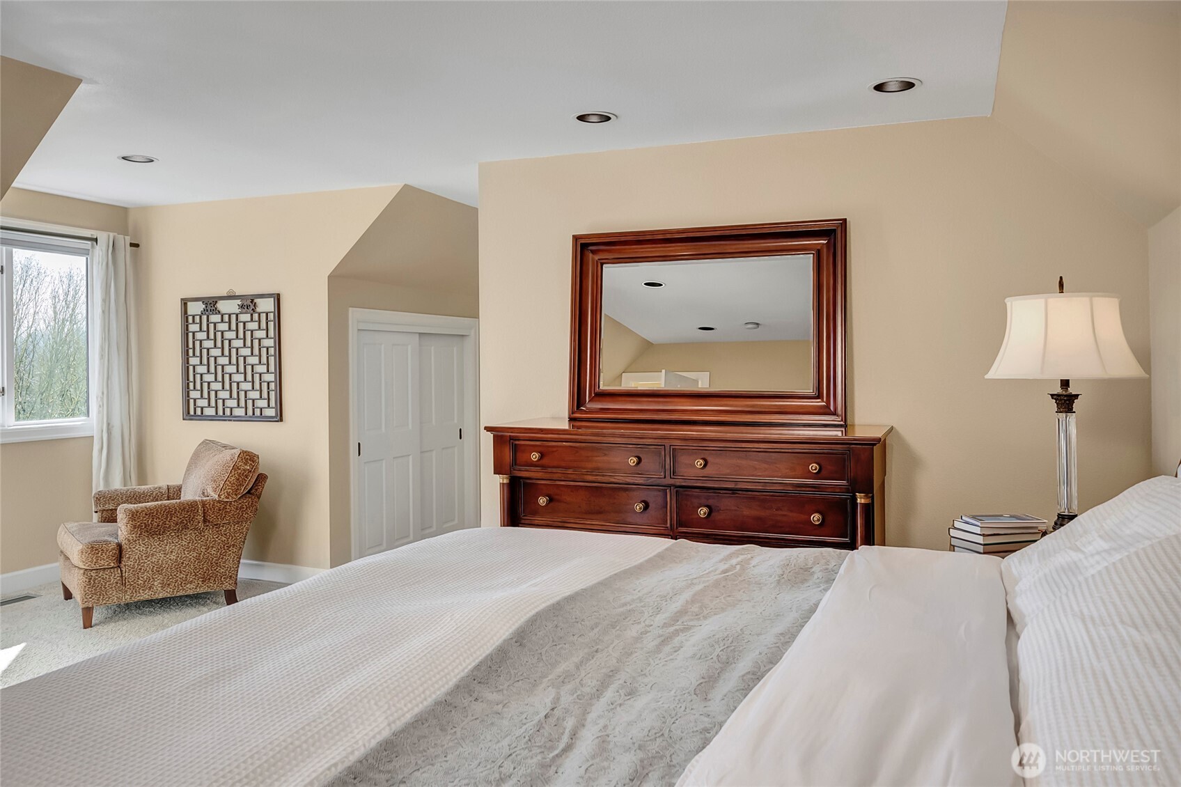 4911 Harbor Lane , Everett, WA 98203