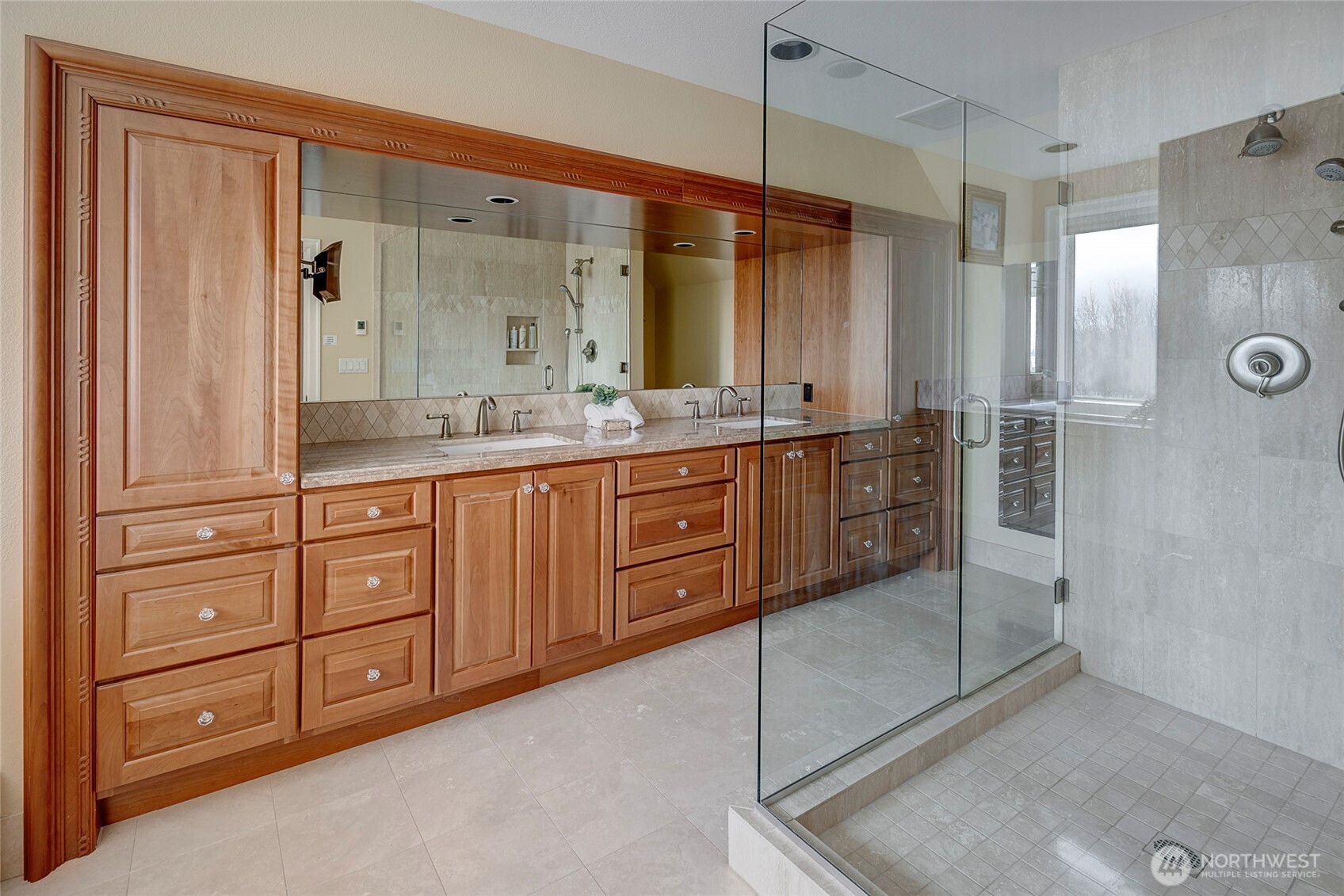 4911 Harbor Lane , Everett, WA 98203