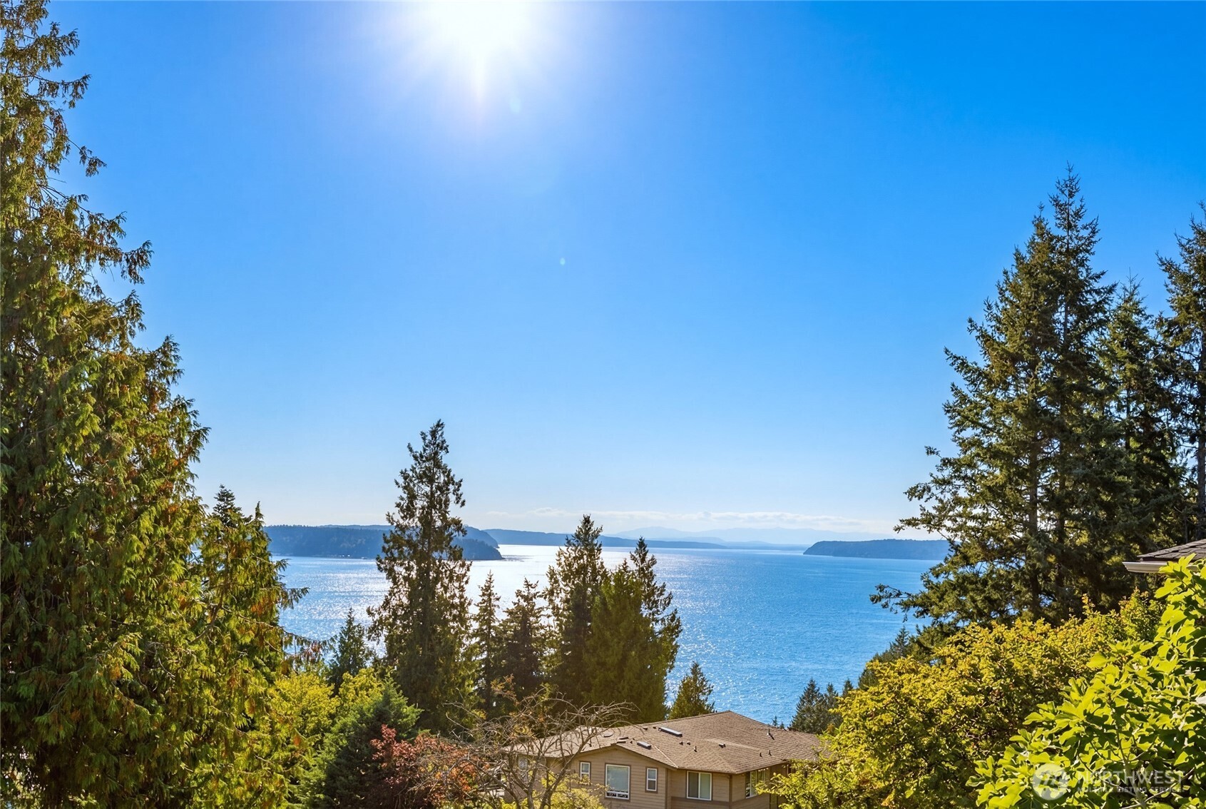 4911 Harbor Lane , Everett, WA 98203