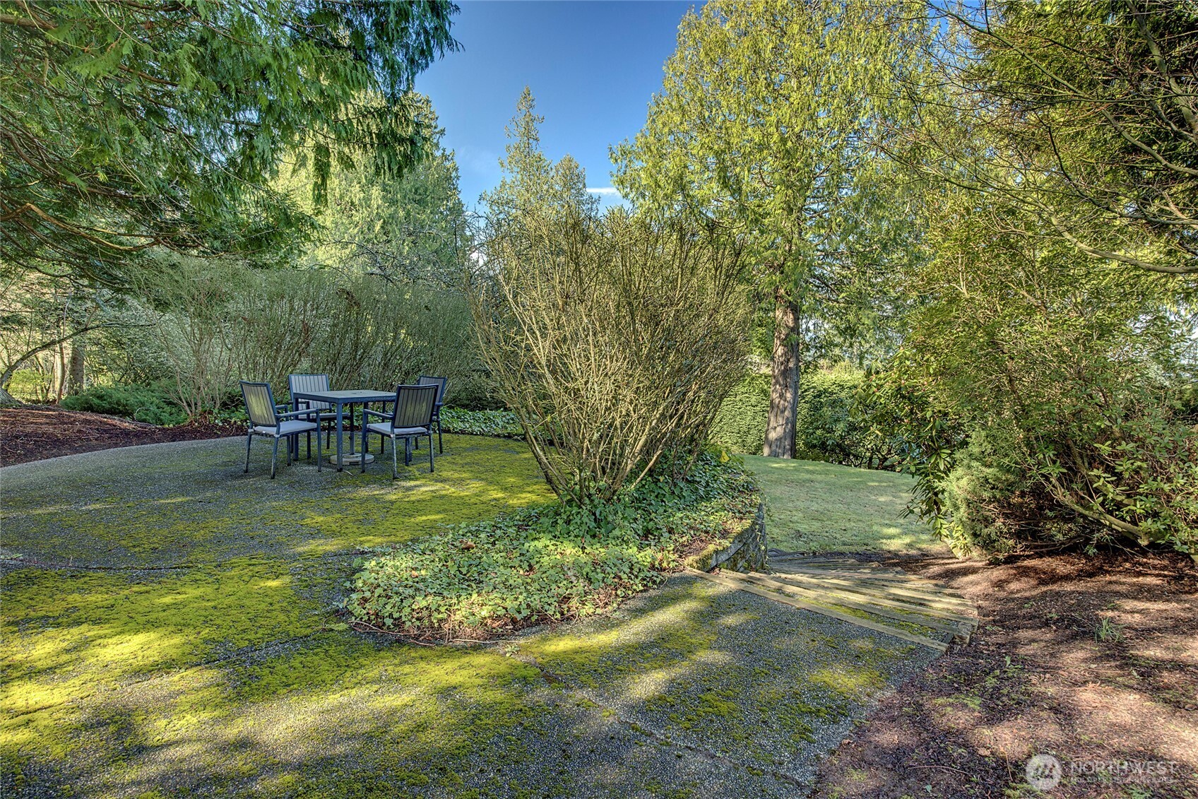 4911 Harbor Lane , Everett, WA 98203