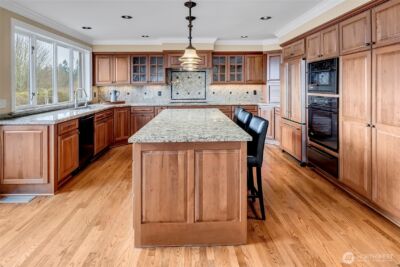 4911 Harbor Lane , Everett, WA 98203 - Photo 6