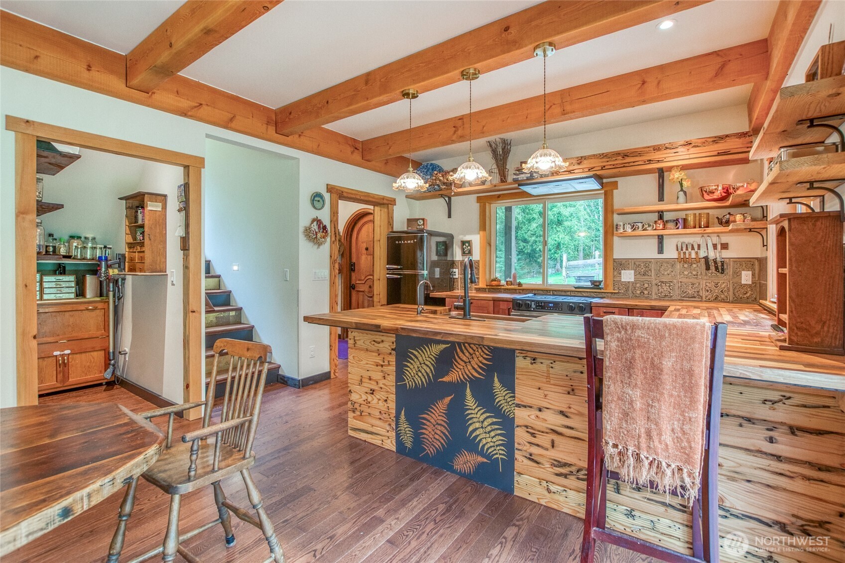 653 Cedar Hill Road , Orcas Island, WA 98245