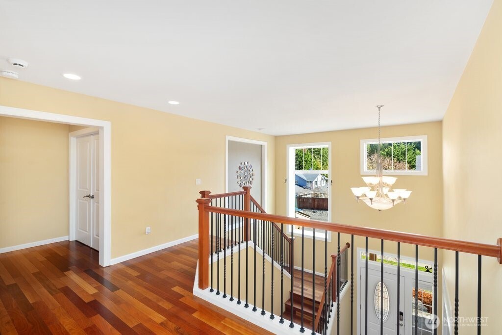 12910 194th Avenue Ct E, Bonney Lake, WA 98391-6097