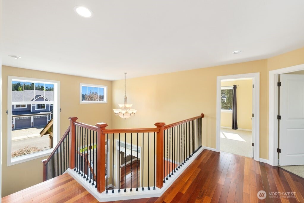 12910 194th Avenue Ct E, Bonney Lake, WA 98391-6097