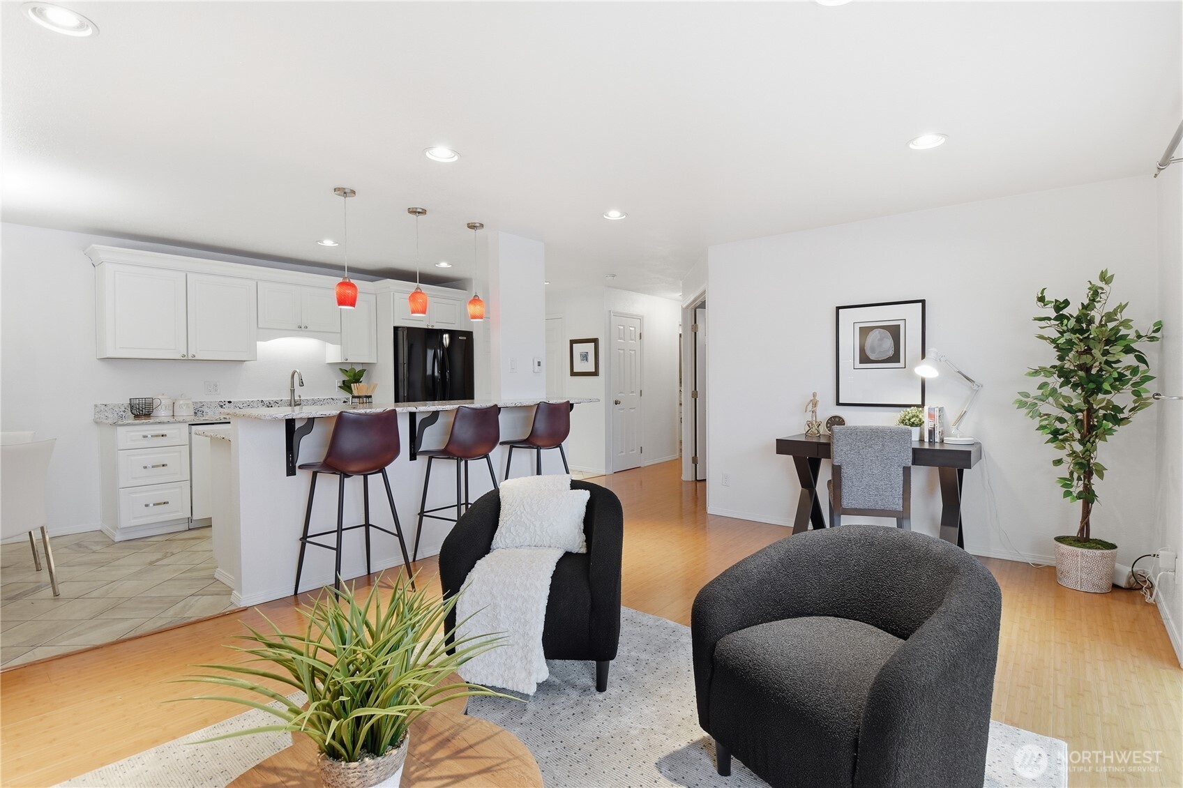 5021 Ripley Lane N #101, Renton, WA 98056