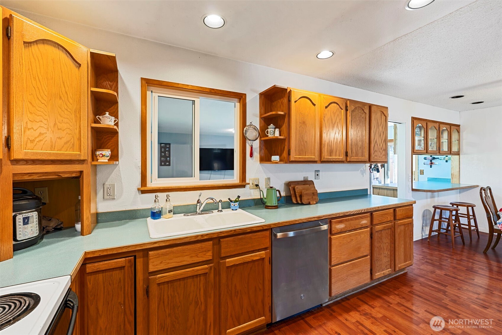 812 3rd Avenue NE, Chehalis, WA 98532